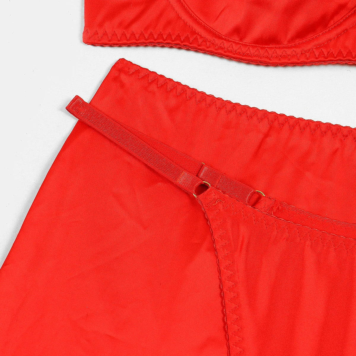 Sada spodního prádla s krajkovými akcenty