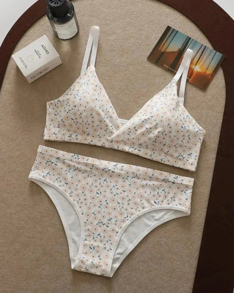 Pohodlná sada spodního prádla s květinovým vzorem