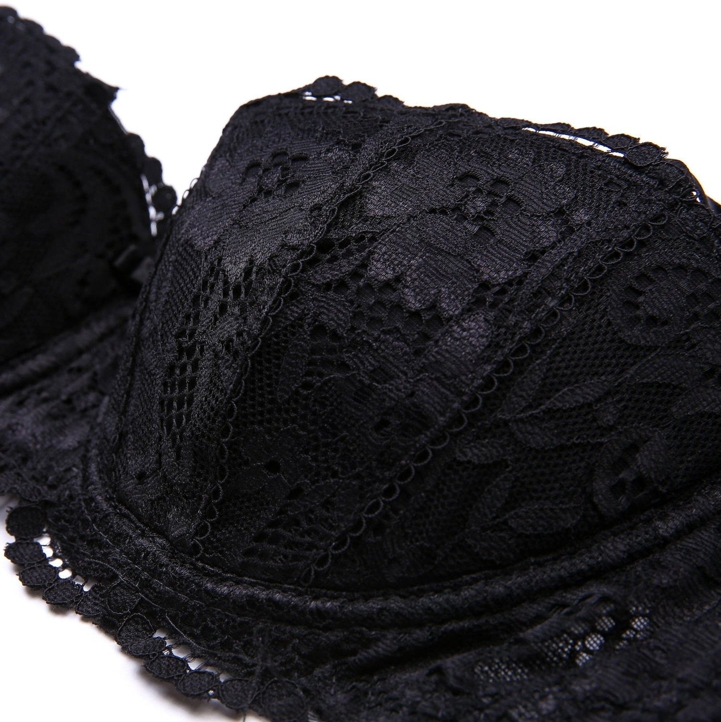 Sada spodního prádla s nastavitelnou podprsenkou