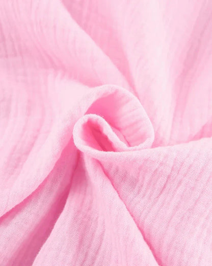 Krátká noční košilka s ramínky a volánky