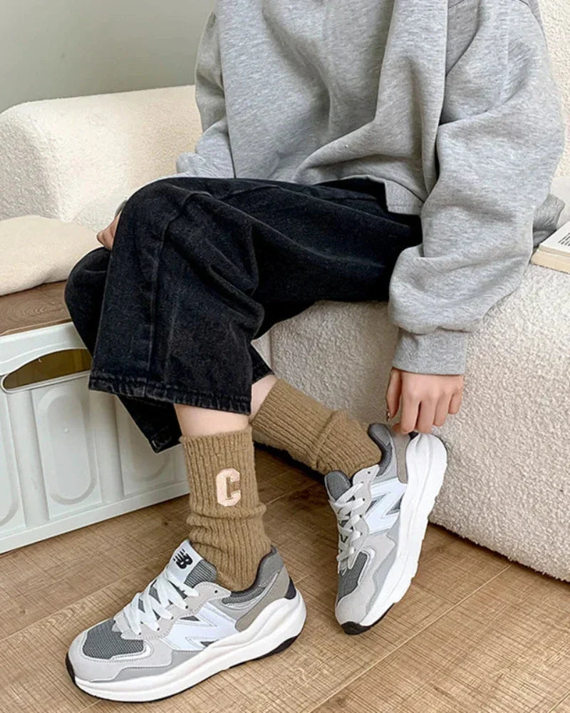 Dlouhé teplé ponožky s výšivkou