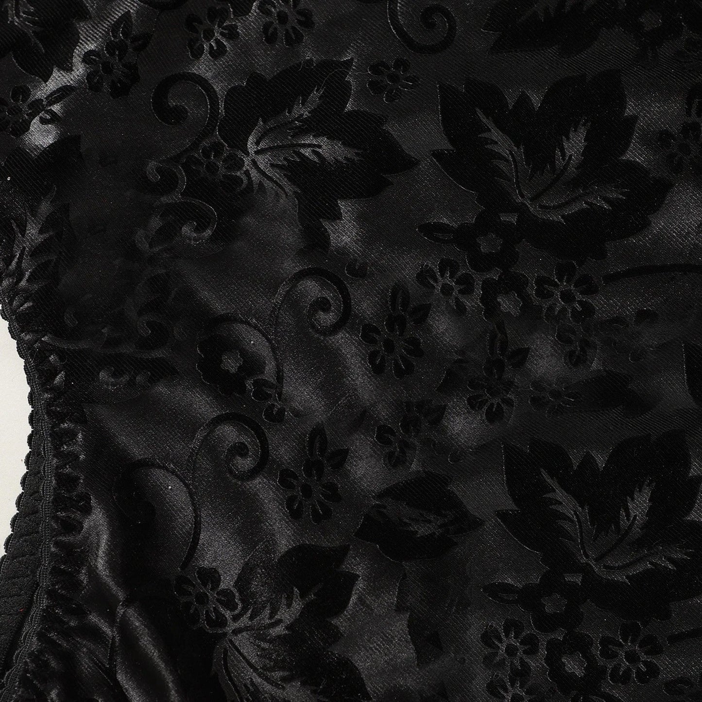 Noční košilka s funkčními kšandami