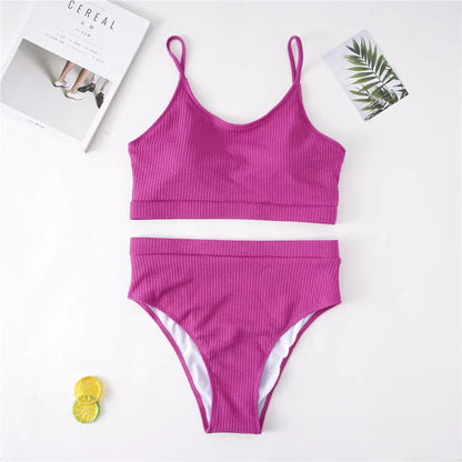 Dvoudílné plavky s vysokým pasem pro větší velikosti