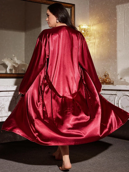 Noční košilka po kolena s decentním řasením