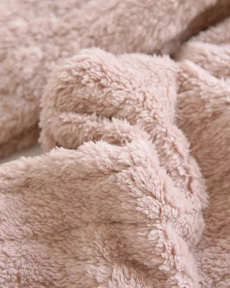 Měkké, nadýchané kalhoty s dlouhými nohavicemi