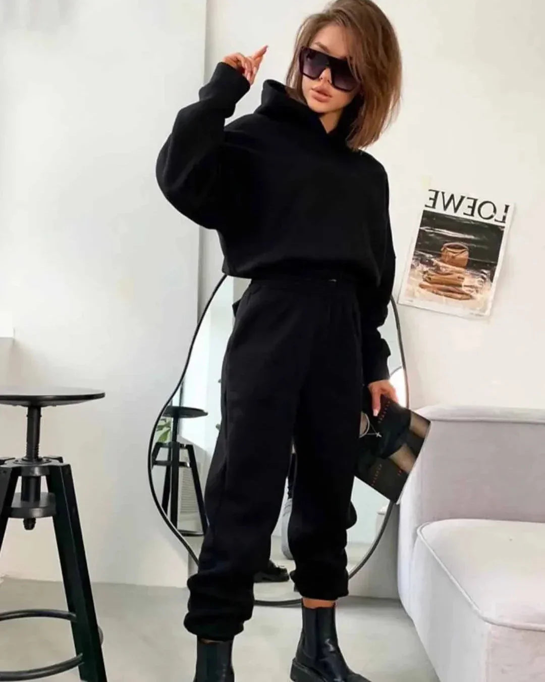 Pohodlná tepláková souprava s kapucí