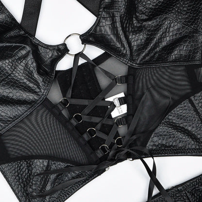 Sada spodního prádla s ozdobnou sukní