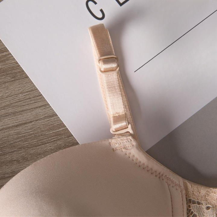 Podprsenka s nastavitelnými ramínky