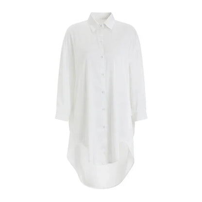 Bílá jednobarevná nadměrná noční košilka