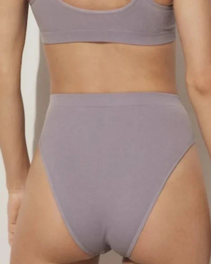 Pohodlné kalhotky s vysokým pasem