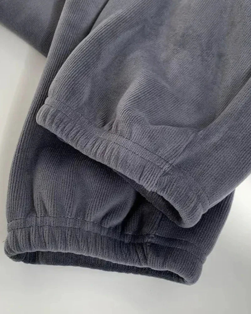 Pohodlné dlouhé manšestrové kalhoty s izolací