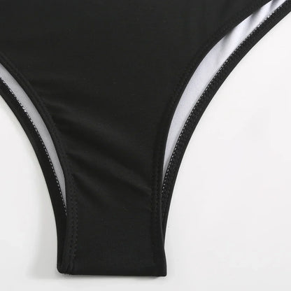 Dvoudílné plavky s průhlednou sukní