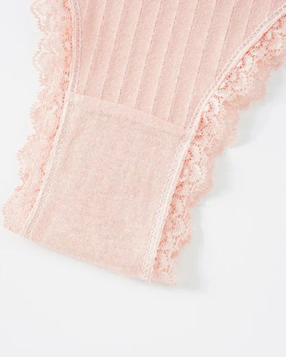 Žebrované kalhotky s ozdobnou krajkou