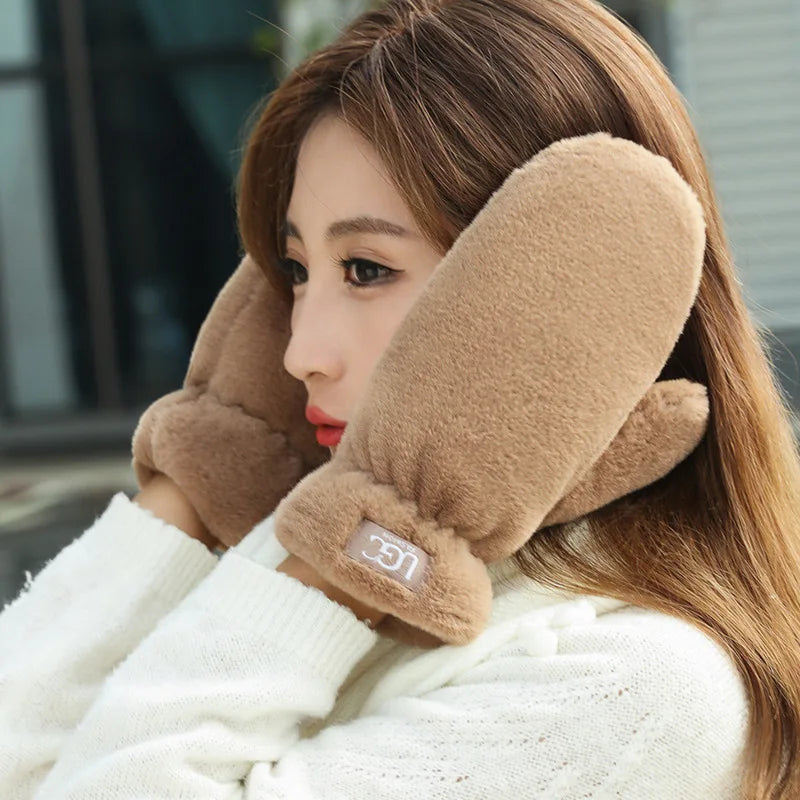 Nadýchané rukavice