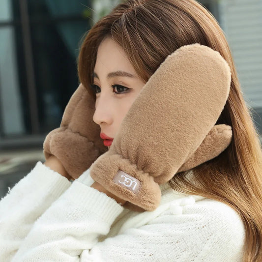 Nadýchané rukavice