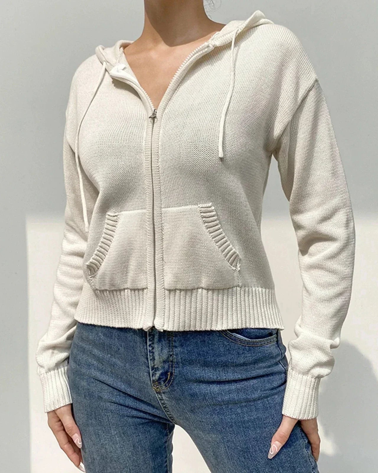 Háčkovaná mikina na zip