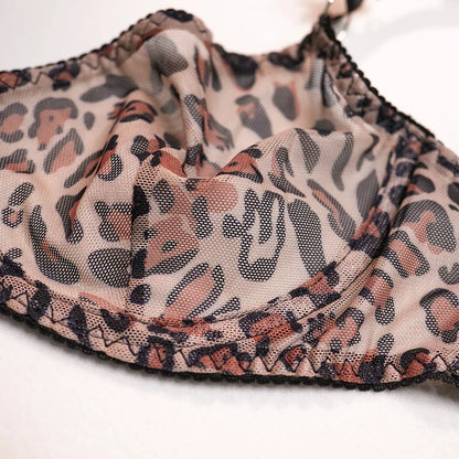 Sada spodního prádla s nastavitelnými ramínky