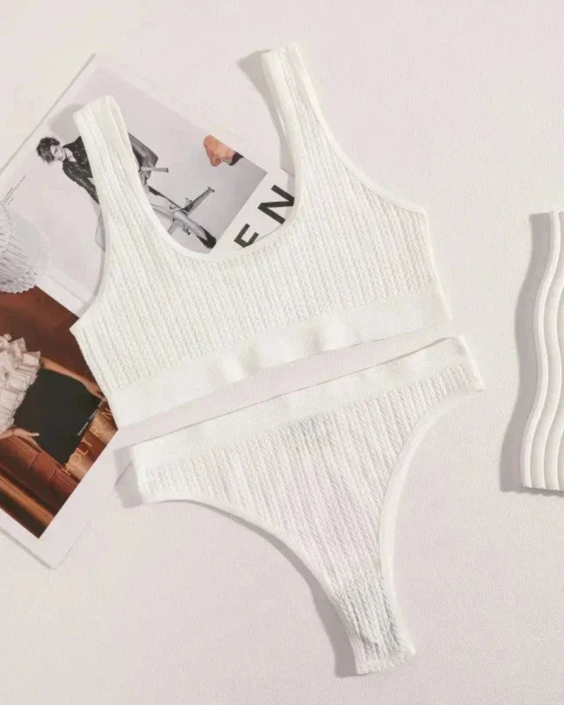 Pohodlná sada spodního prádla z texturovaného materiálu