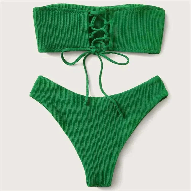 Dvoudílné plavky z elastického materiálu