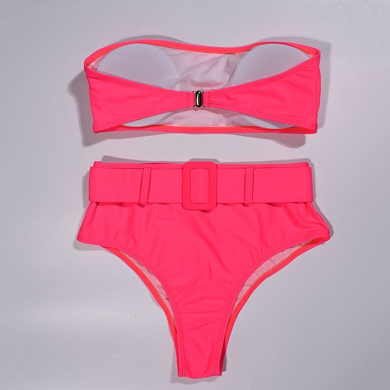 Dvoudílné plavky s ozdobným páskem