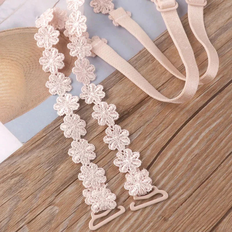 Dekorativní ramínka podprsenky s květinovým motivem