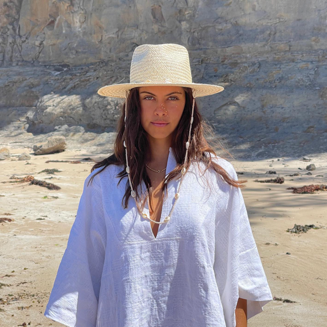 Pletená čepice s mušlemi