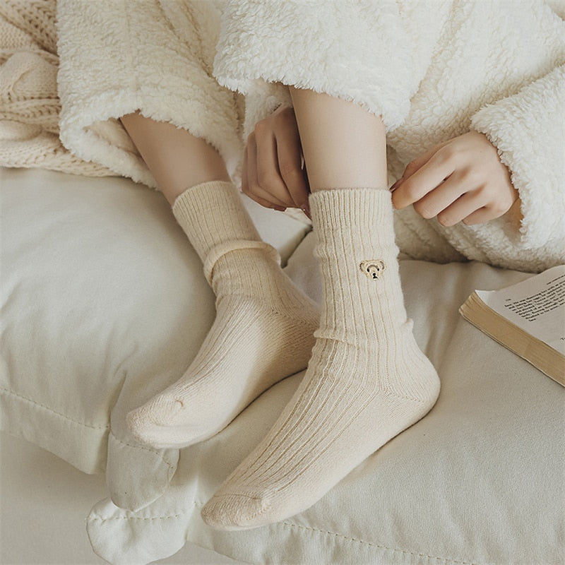 Dámské žebrované ponožky s medvídkem