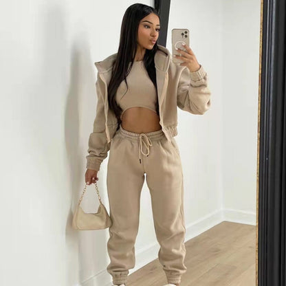 Sportovní třídílná sada v jednobarevném provedení