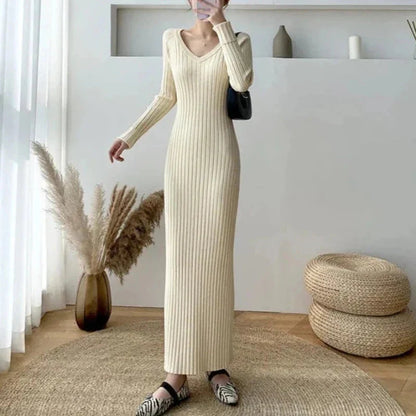 Maxi šaty s žebrovaným úpletem