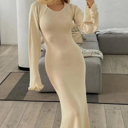 Pletené maxi šaty s odhalenými zády