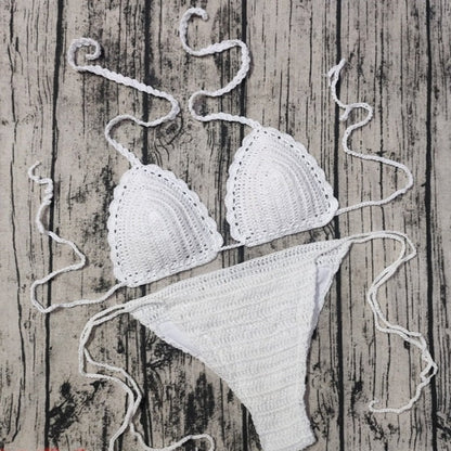 Dvoudílné jednobarevné háčkované bikiny