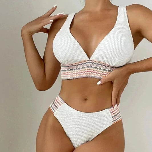 Dvoudílné texturované bikiny