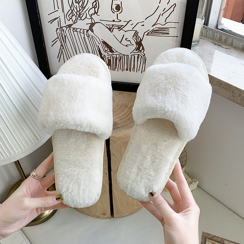 Dámské nadýchané pantofle s otevřenou špičkou