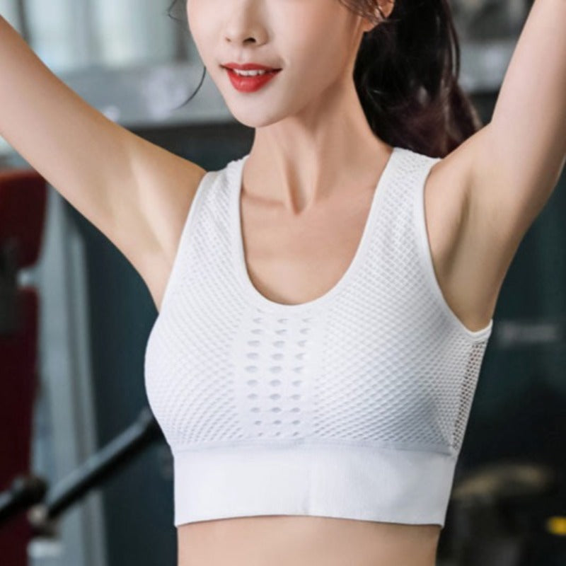 Sportovní top ze síťoviny s výřezy na zádech