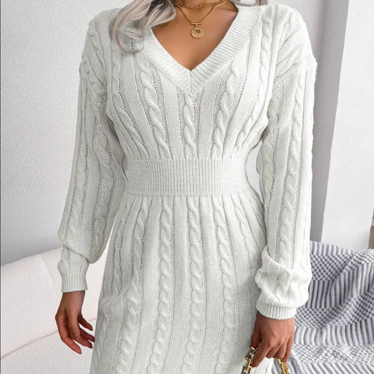 Pletené minišaty s výstřihem do V