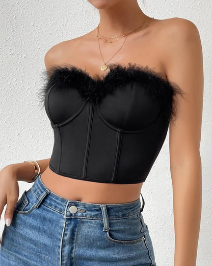 Podprsenka s kožešinou na výstřihu