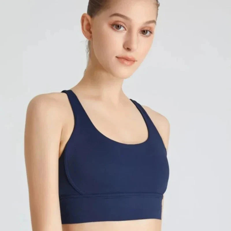 Sportovní podprsenka s ozdobnými ramínky