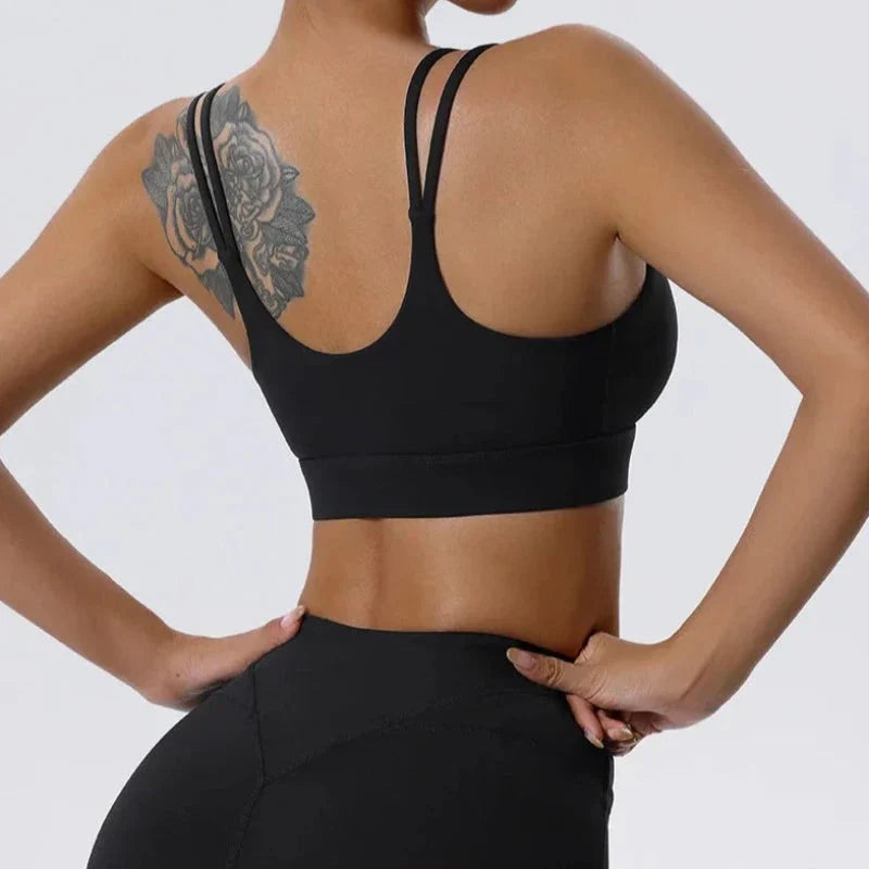 Sportovní podprsenka s ozdobnými ramínky