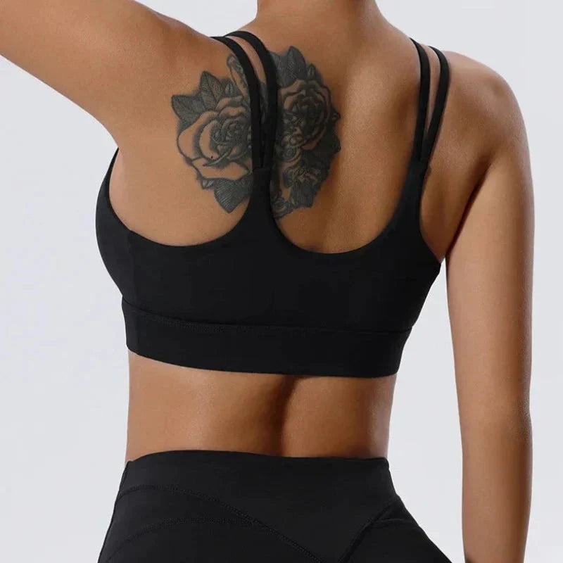 Sportovní podprsenka s ozdobnými ramínky