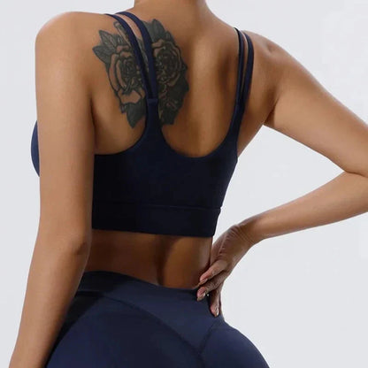 Sportovní podprsenka s ozdobnými ramínky