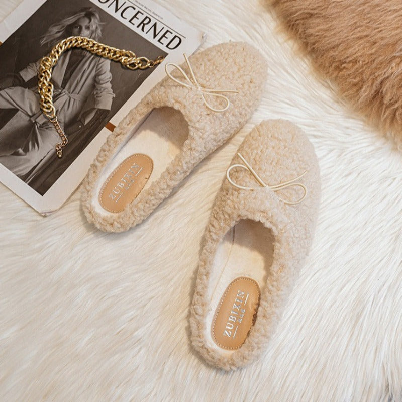 Teplé kožešinové pantofle s mašlí