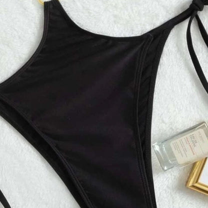 Černé monokini jednodílné plavky s ozdobnými prvky