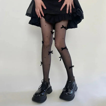 Dámské punčocháče s mašlemi a perlami