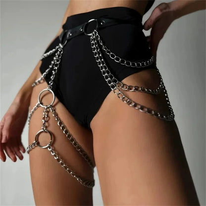 Postroj na pas a stehna s řetězy