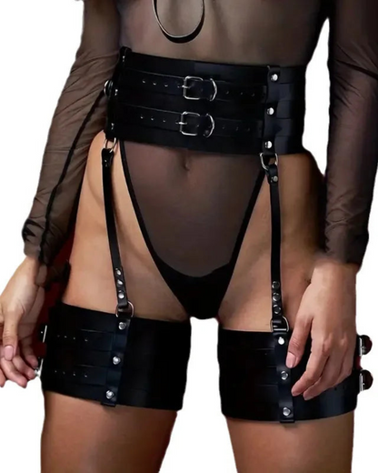Kožený postroj na břicho a stehna