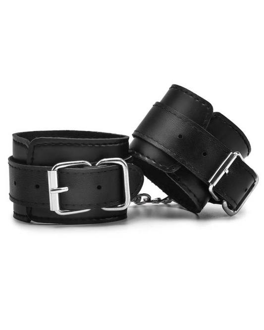 Pouta s nastavitelnou sponou a řetízkem