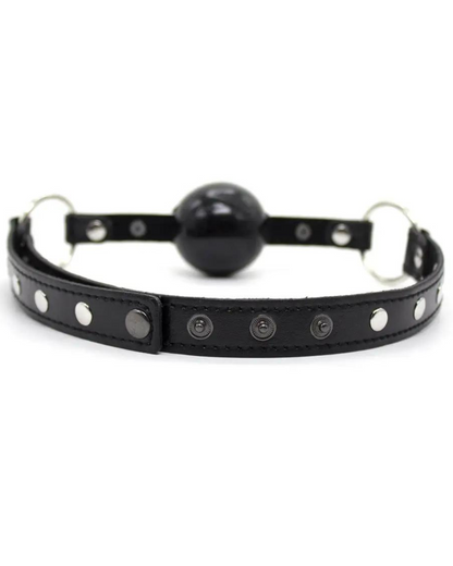 Roubík s kuličkou a cvočkem