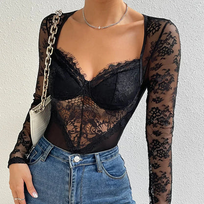 Dámské krajkové body s dlouhým rukávem a síťovinou