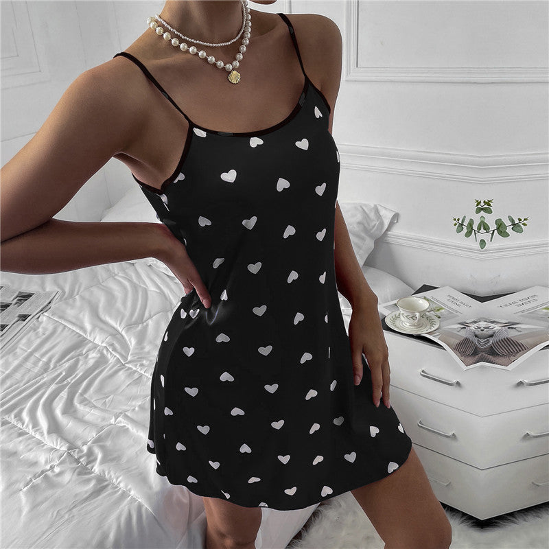 Noční košilka se srdíčky