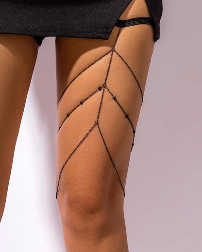 Decentní řetízek na stehno s gumičkou